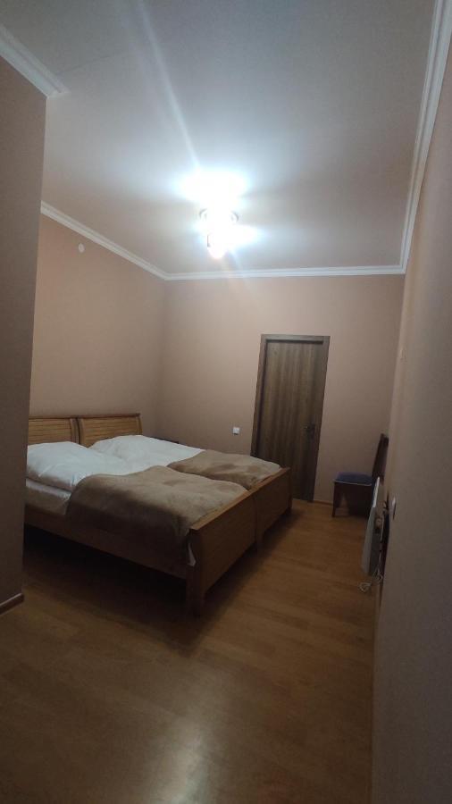 Guesthouse Mabu - 4 Newly Built Rooms In The Heart Of Mestia Zewnętrze zdjęcie