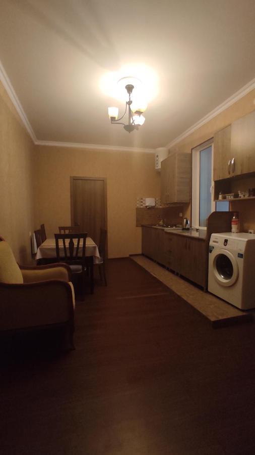 Guesthouse Mabu - 4 Newly Built Rooms In The Heart Of Mestia Zewnętrze zdjęcie
